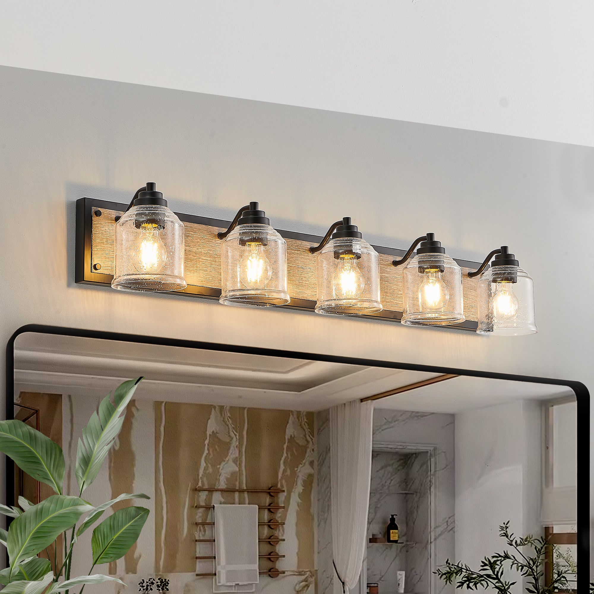 Sutton™ Vanity Light